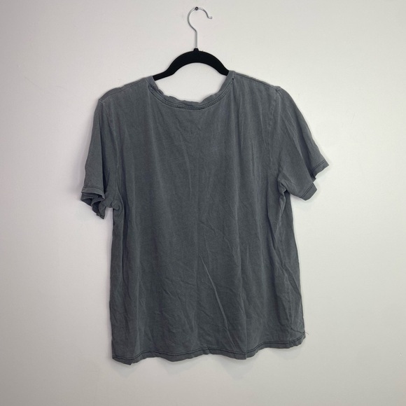 Womens graphic t shirt size medium - Picture 6 of 6